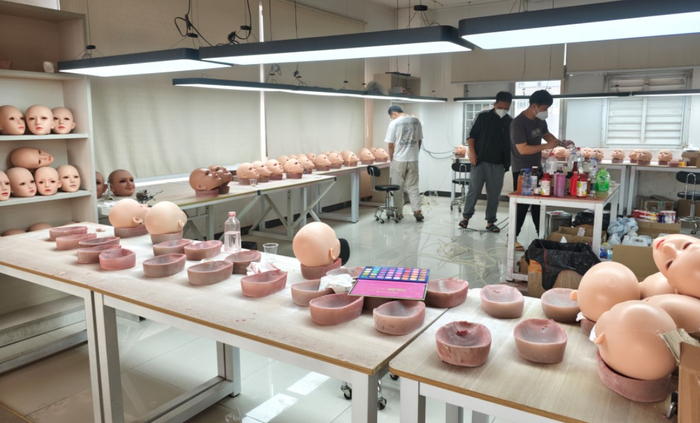 領(lǐng)航智能體驗(yàn)新紀(jì)元 東莞市千尤AI娃娃工廠以出貨量領(lǐng)跑，躋身國(guó)內(nèi)前十廠商